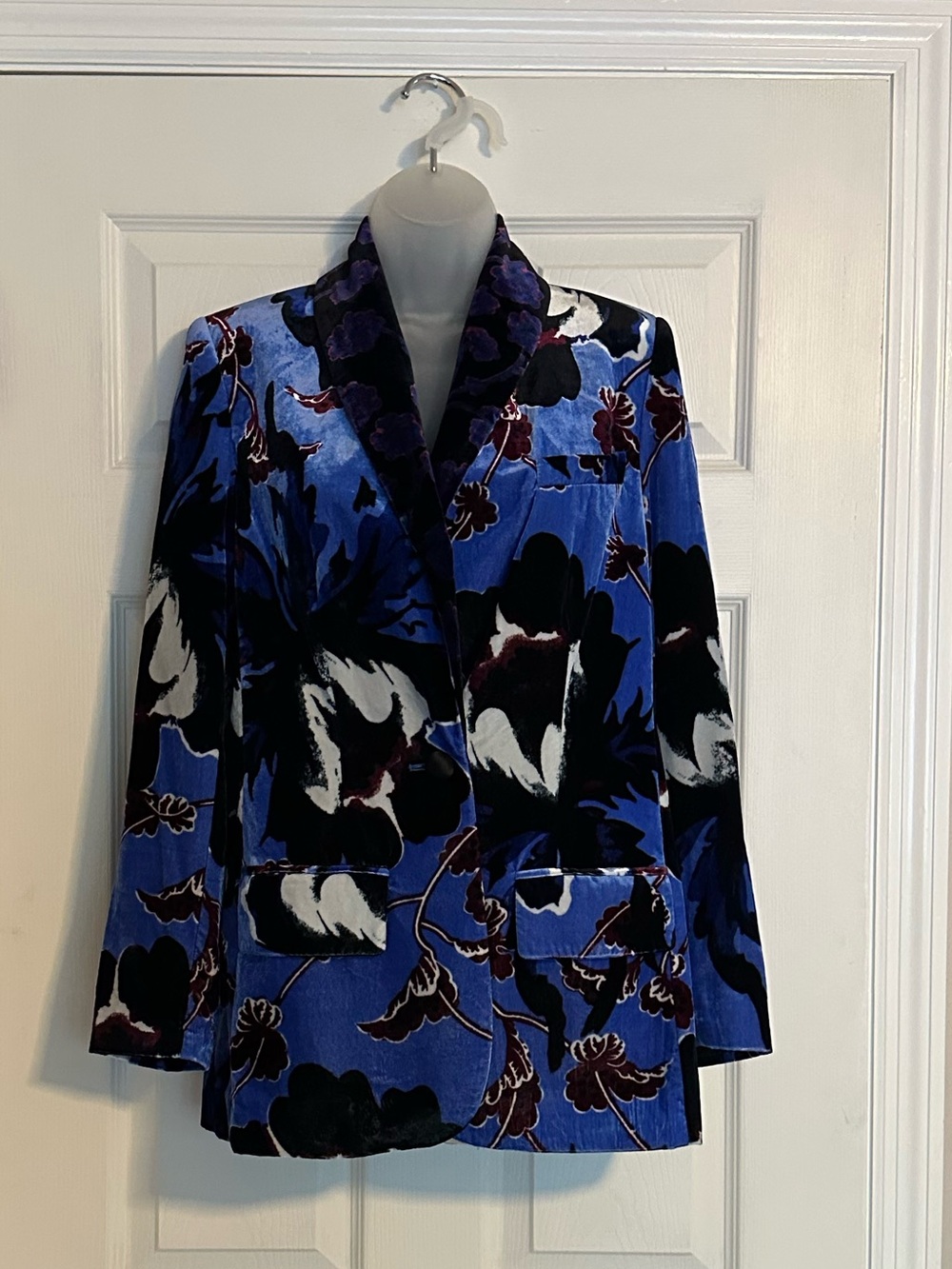 Diane Von Furstenberg Blue Floral Velvet Blazer - Never Worn